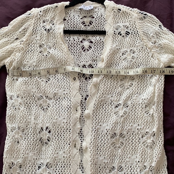 Cute Granny Sweater-EUC - Picture 5 of 7